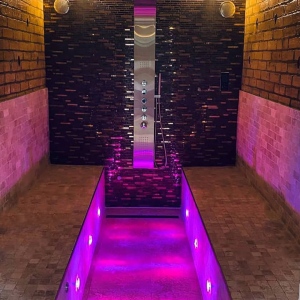 Large LED multi-colour spot light x6 + Driver
